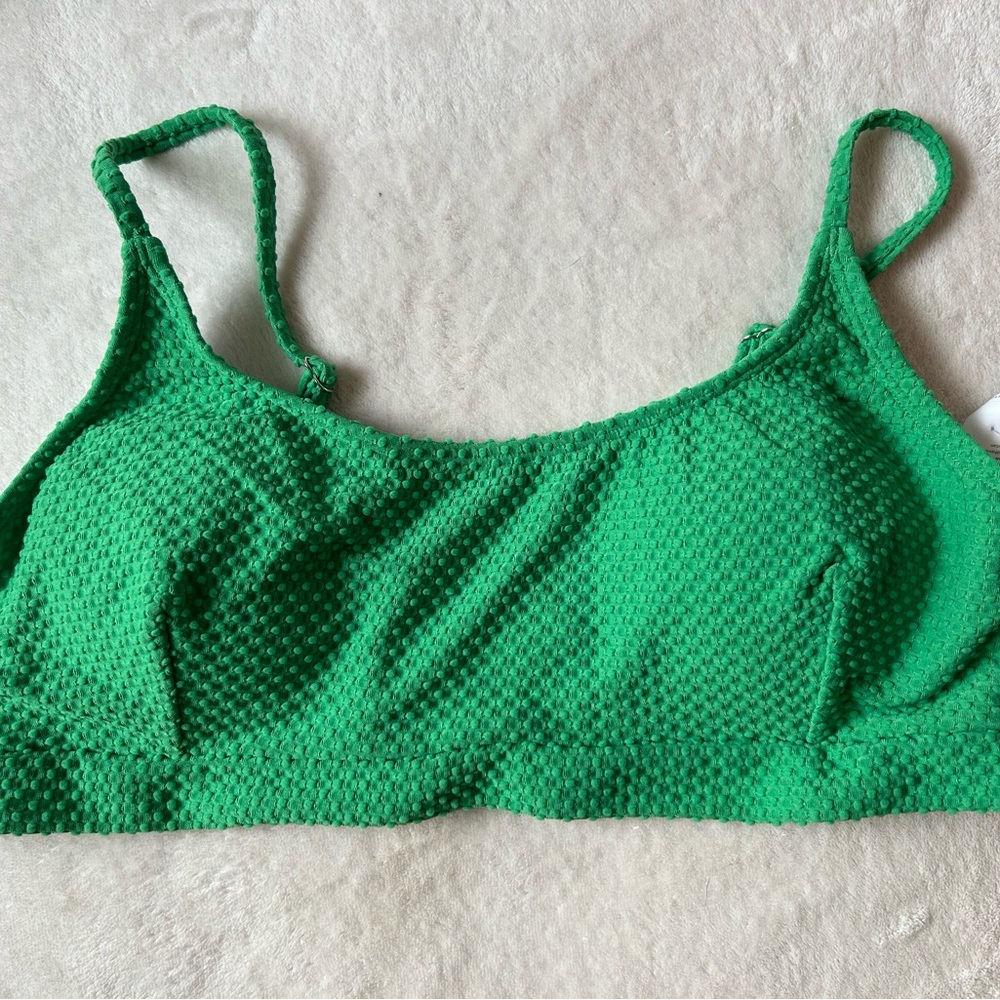 Green Textured Bralette & High Waist Bikini Set - Picture 3 of 7